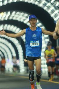 BIB: 42684
                            <button type="button" onclick="openModal(20569854)" class="btn btn-primary btn-sm float-right btn-popup" data-toggle="modal" data-target=".modal-high-quality">
                        <i class="fas fa-shopping-cart"></i> Add to Cart
                    </button>
                                            <button type="button" onclick="isThisMe(20569854, true)" class="btn btn-success btn-sm float-right btn-popup btn-isme hidden" data-toggle="tooltip" data-placement="bottom" title="นี่คือรูปของคุณใช่ไหม คลิกที่นี่เพื่อเอาเข้าอัลบั้ม">
                        <i class="fas fa-plus"></i> Add to album
                    </button>
                    <button type="button" onclick="isThisMe(20569854, false)" class="btn btn-warning btn-sm float-right btn-popup btn-isnotme hidden">
                        <i class="fas fa-ban"></i> Remove from album
                    </button>